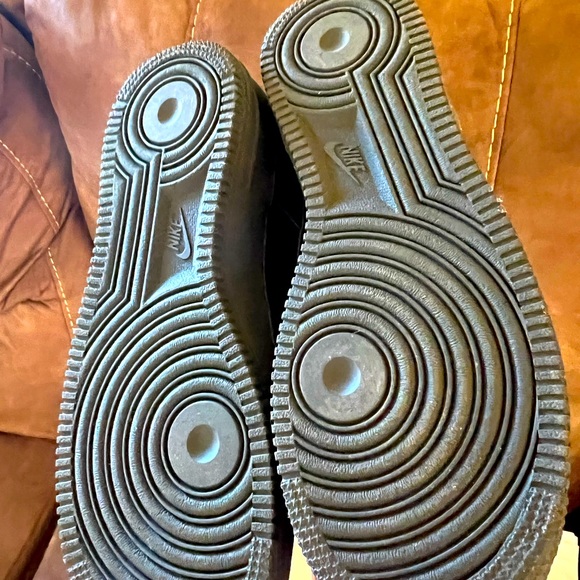 A1-Nike Air Force 1 '07Men's Shoes(Black) size 6.5 in boys, brand new - Picture 12 of 13